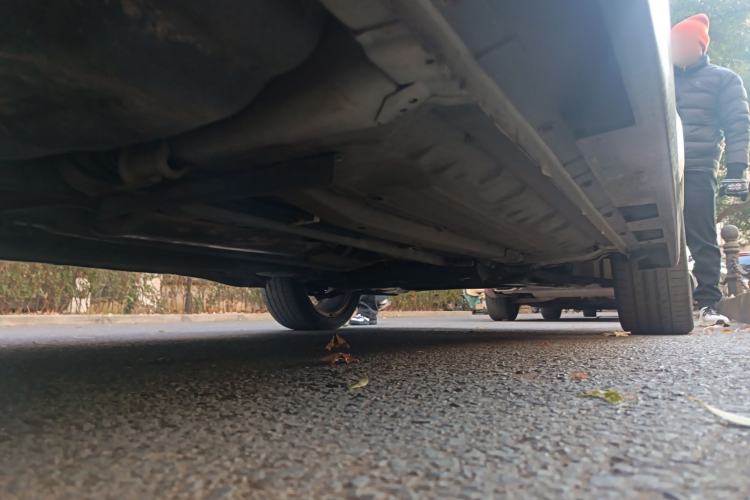 Used Infiniti ESQ 2014 1.6L Spontaneous Edition Chassis Rear Right