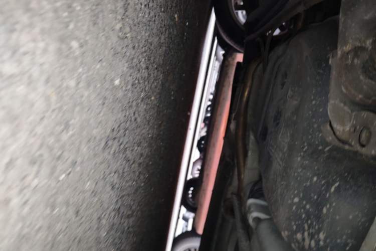 Used Infiniti ESQ 2014 1.6L Spontaneous Edition Chassis Rear Right