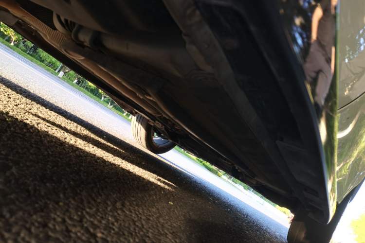 Used Infiniti ESQ 2014 1.6L Spontaneous Edition Chassis Rear Right