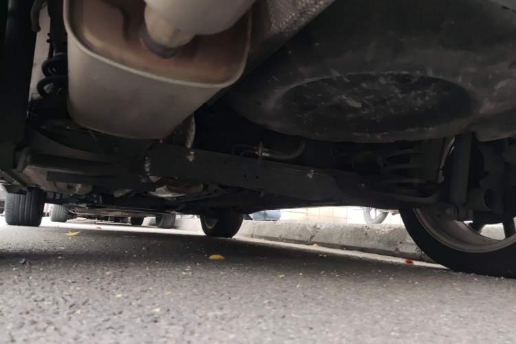 Used Infiniti ESQ 2014 1.6L Spontaneous Edition Chassis Rear