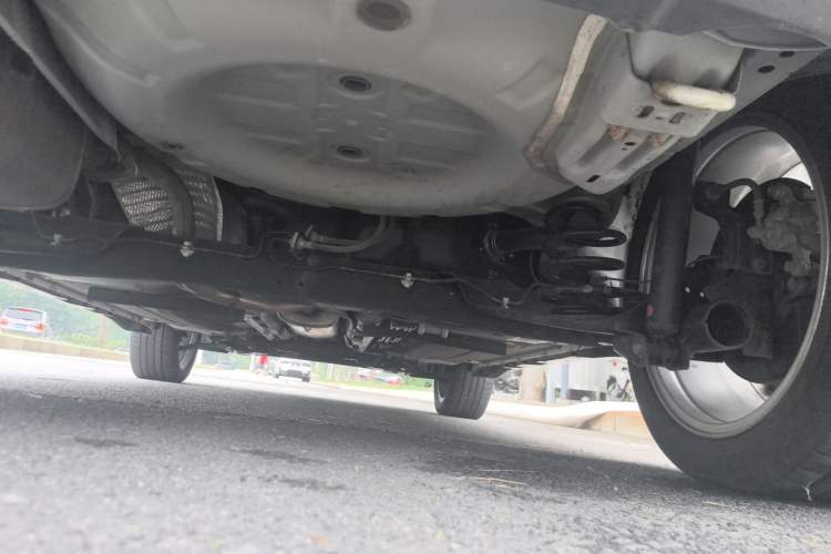 Used Infiniti ESQ 2014 1.6L Spontaneous Edition Chassis Rear
