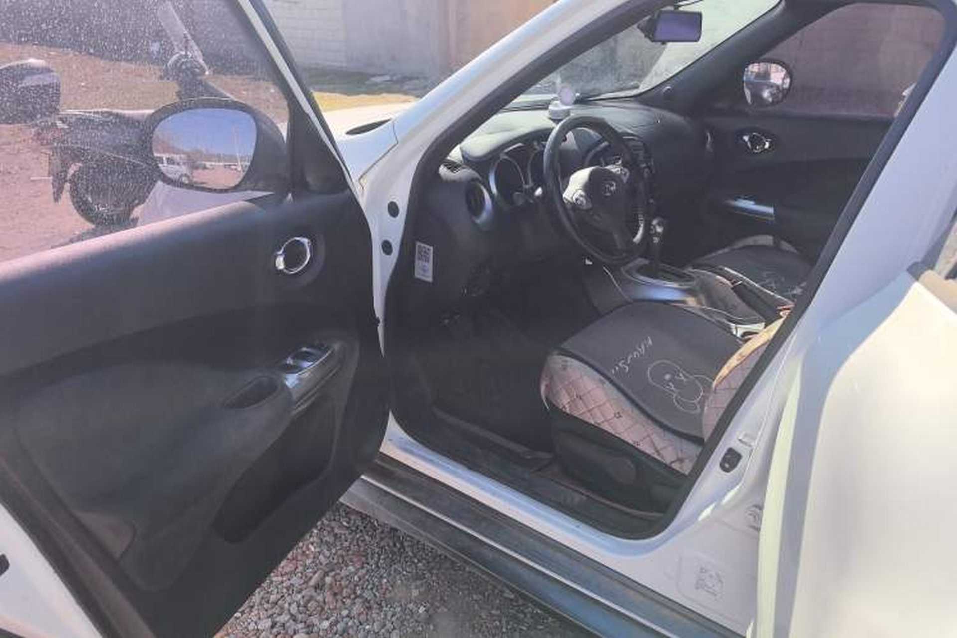 Used Infiniti ESQ 2014 1.6L Spontaneous Edition Driver Seat