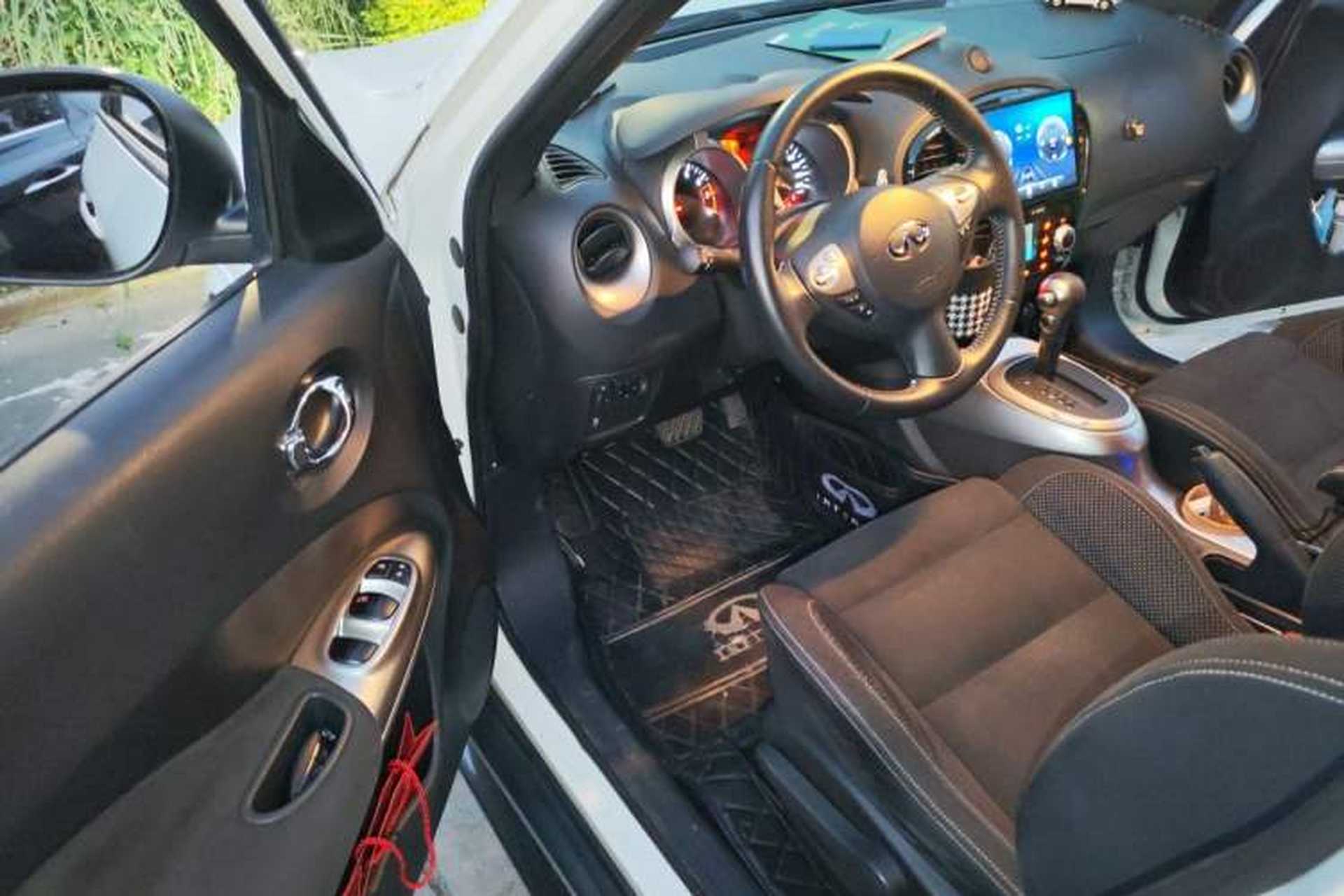 Used Infiniti ESQ 2014 1.6L Spontaneous Edition Driver Seat