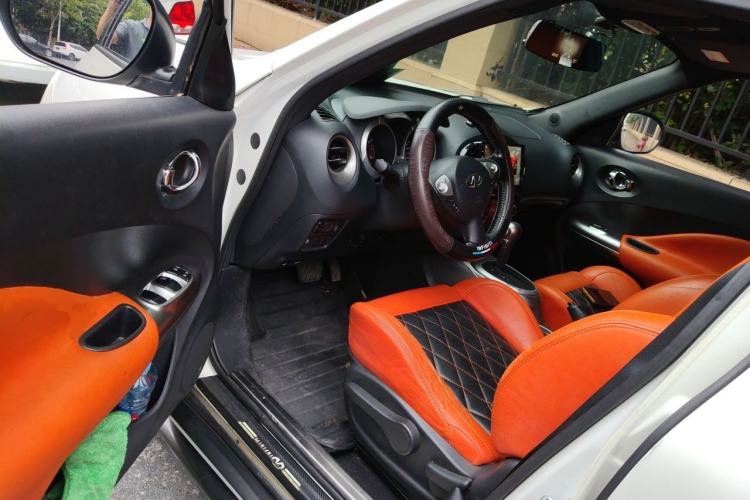 Used Infiniti ESQ 2014 1.6L Spontaneous Edition Driver Seat