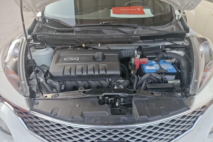 Used Infiniti ESQ 2014 1.6L Spontaneous Edition Engine Bay