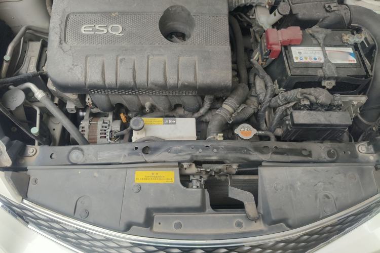 Used Infiniti ESQ 2014 1.6L Spontaneous Edition Engine Bay
