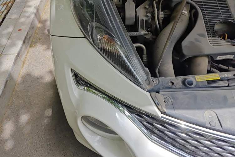 Used Infiniti ESQ 2014 1.6T Dynamic Edition Engine Bay Right