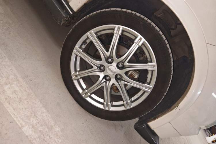 Used Infiniti ESQ 2014 1.6L Spontaneous Edition Exterior 1