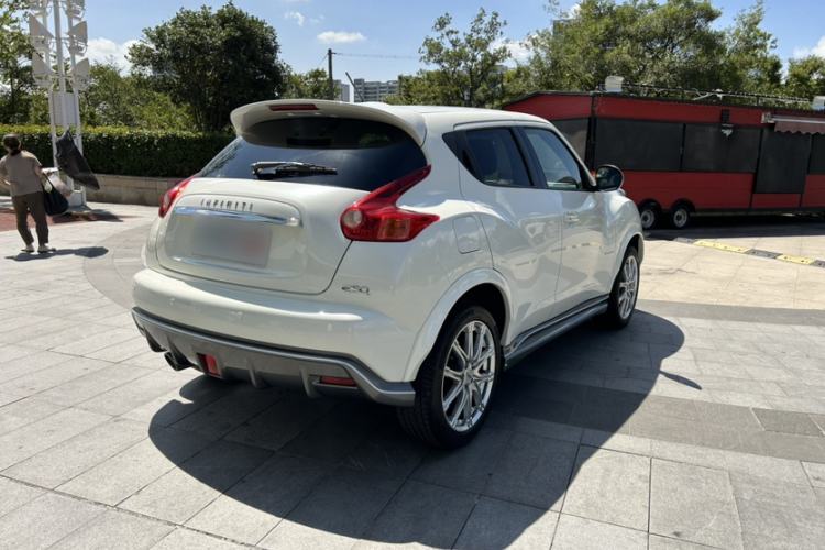 Used Infiniti ESQ 2014 1.6L Spontaneous Edition Exterior 1