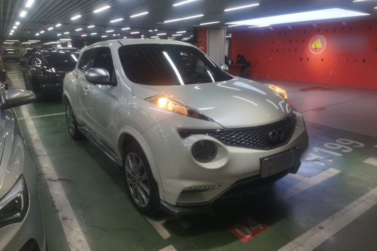Used Infiniti ESQ 2014 1.6L Spontaneous Edition Exterior 1