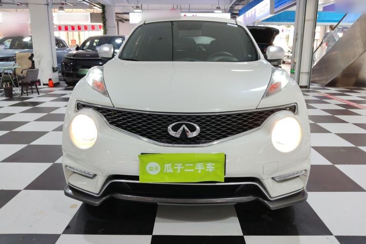 Used Infiniti ESQ 2014 1.6L Spontaneous Edition Exterior 1
