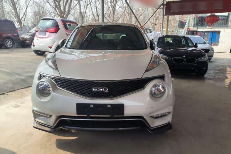 Used Infiniti ESQ 2014 1.6L Spontaneous Edition Exterior 1