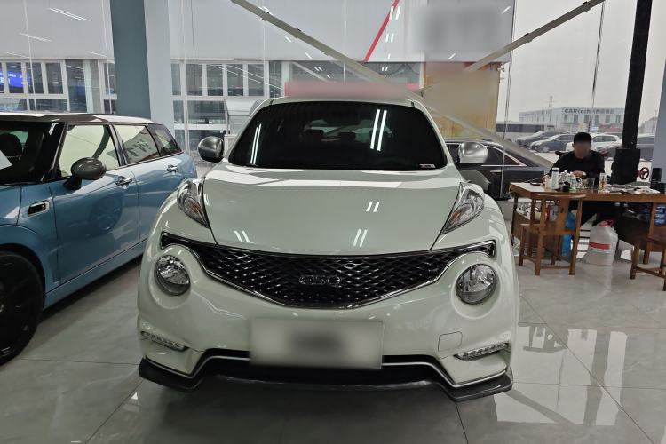 Used Infiniti ESQ 2014 1.6L Spontaneous Edition Exterior 1