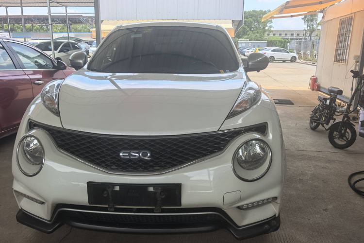 Used Infiniti ESQ 2014 1.6L Spontaneous Edition Exterior 1
