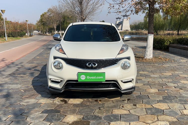 Used Infiniti ESQ 2014 1.6L Spontaneous Edition Exterior 1