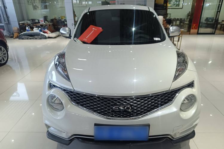 Used Infiniti ESQ 2014 1.6L Spontaneous Edition Exterior 1