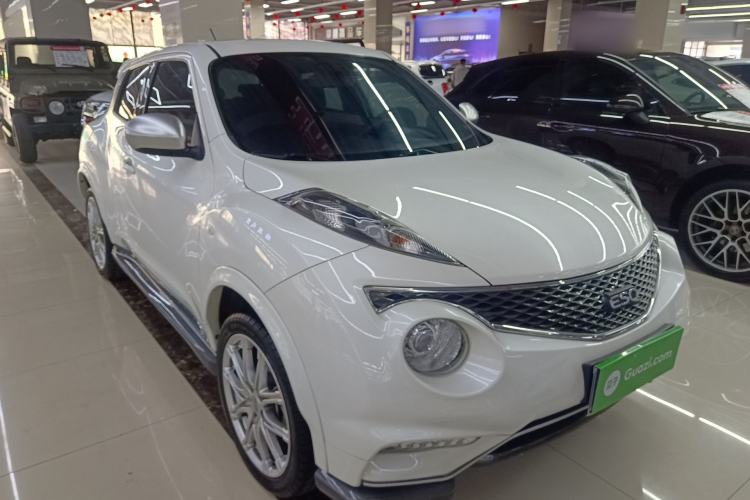 Used Infiniti ESQ 2014 1.6L Spontaneous Edition Exterior 1
