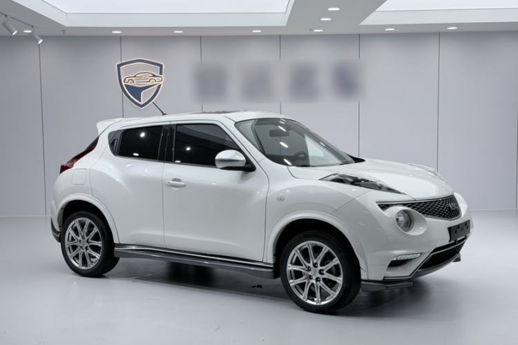 Used Infiniti ESQ 2014 1.6L Spontaneous Edition Exterior 1