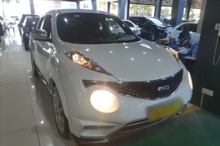 Used Infiniti ESQ 2014 1.6L Spontaneous Edition Exterior 2