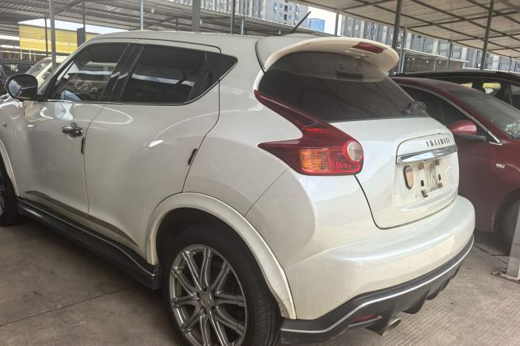 Used Infiniti ESQ 2014 1.6L Spontaneous Edition Exterior 2