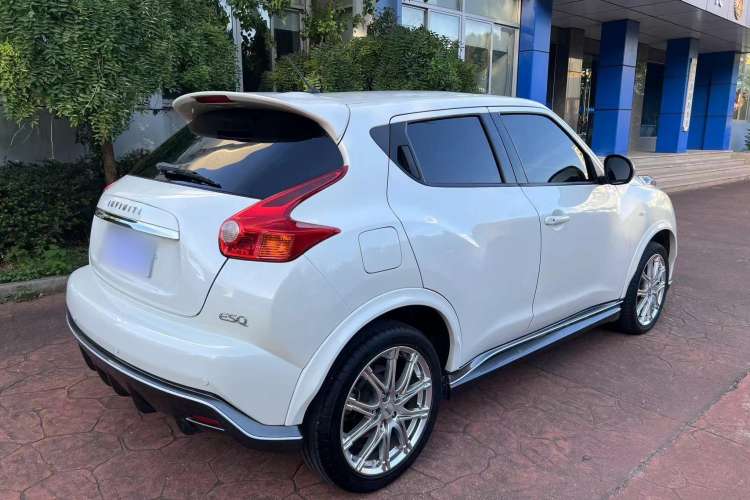 Used Infiniti ESQ 2014 1.6L Spontaneous Edition Exterior 2