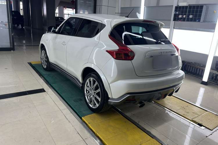 Used Infiniti ESQ 2014 1.6L Spontaneous Edition Exterior 3