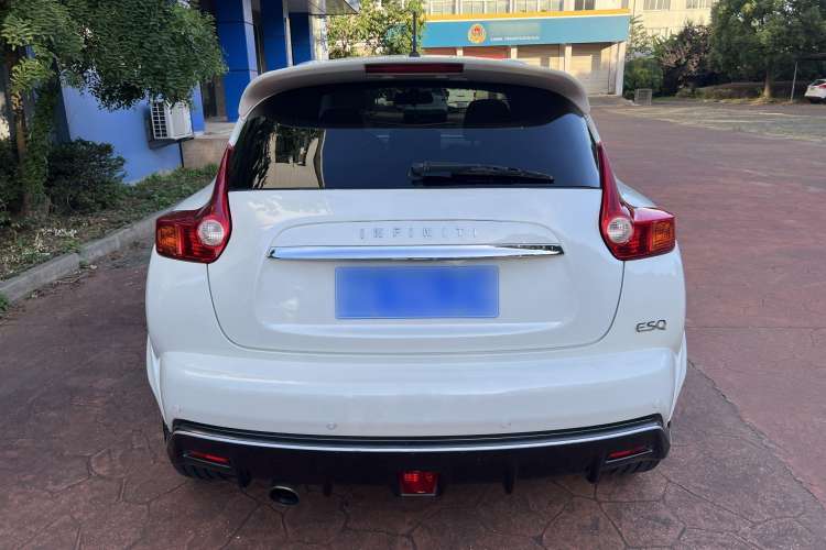 Used Infiniti ESQ 2014 1.6L Spontaneous Edition Exterior 3