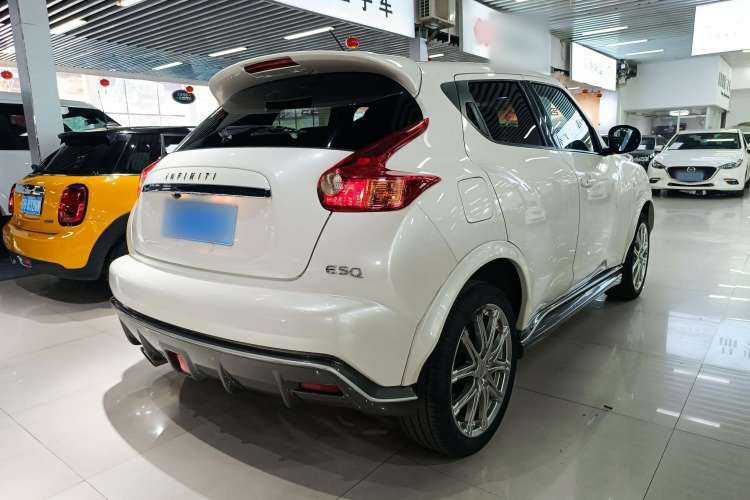 Used Infiniti ESQ 2014 1.6L Spontaneous Edition Exterior 4
