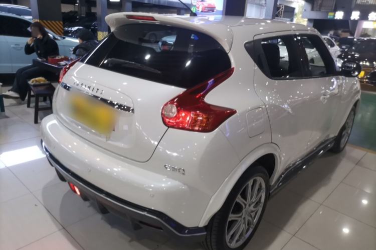 Used Infiniti ESQ 2014 1.6L Spontaneous Edition Exterior 5