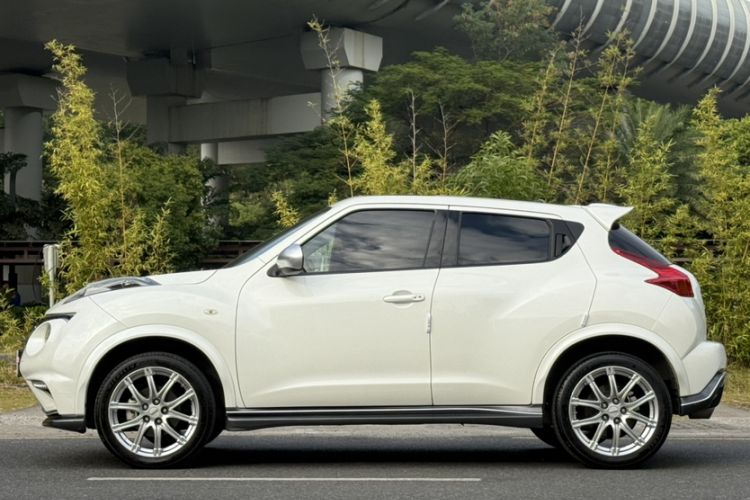 Used Infiniti ESQ 2014 1.6L Spontaneous Edition Exterior 5