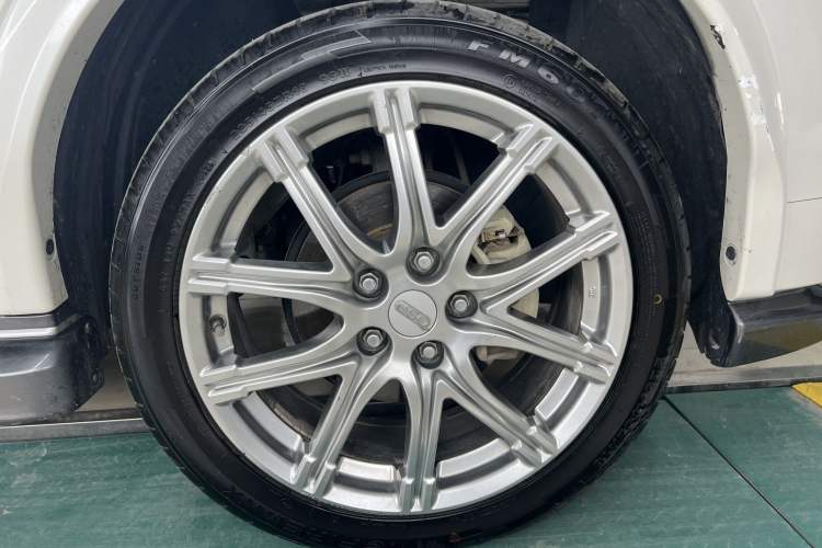 Used Infiniti ESQ 2014 1.6L Spontaneous Edition Exterior 5