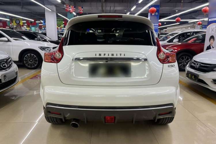 Used Infiniti ESQ 2014 1.6L Spontaneous Edition Exterior 5