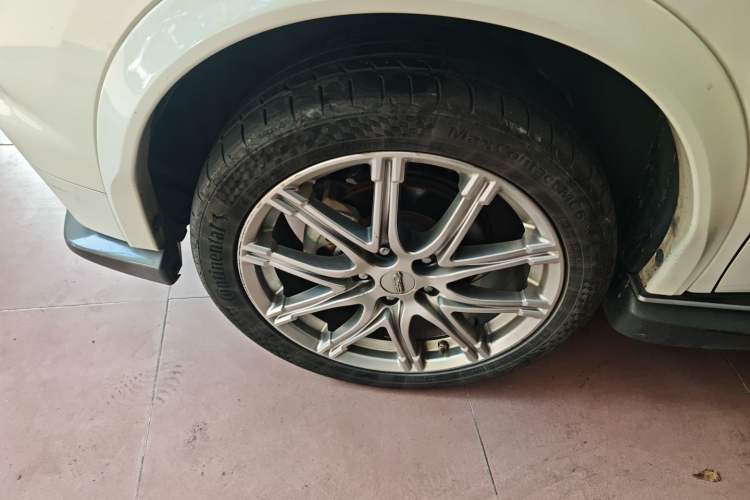 Used Infiniti ESQ 2014 1.6L Spontaneous Edition Exterior 7