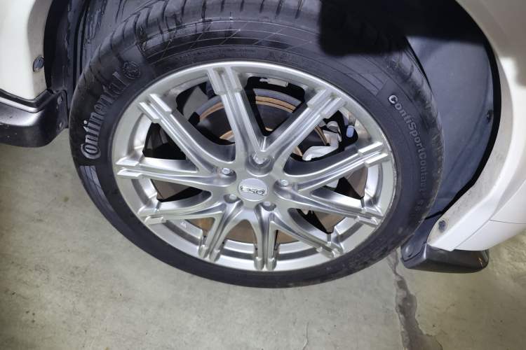 Used Infiniti ESQ 2014 1.6L Spontaneous Edition Exterior 7