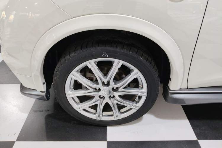 Used Infiniti ESQ 2014 1.6L Spontaneous Edition Exterior 7