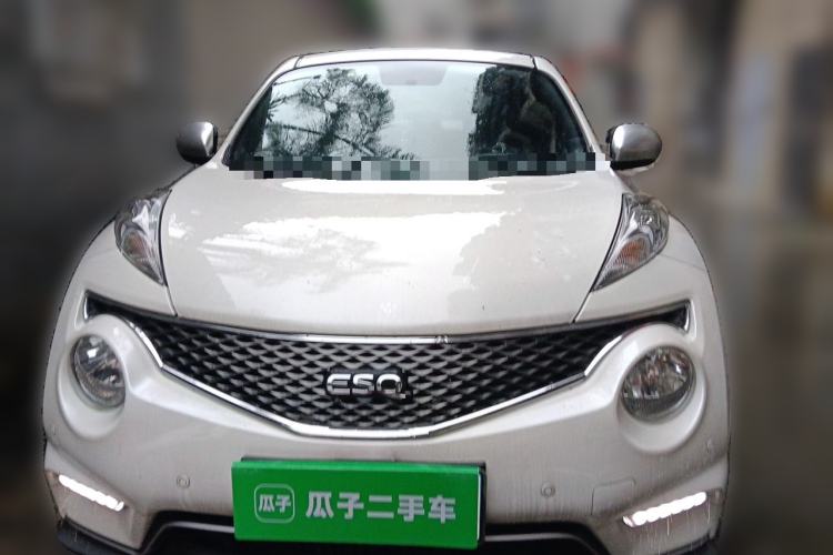 Used Infiniti ESQ 2014 1.6L Spontaneous Edition Front