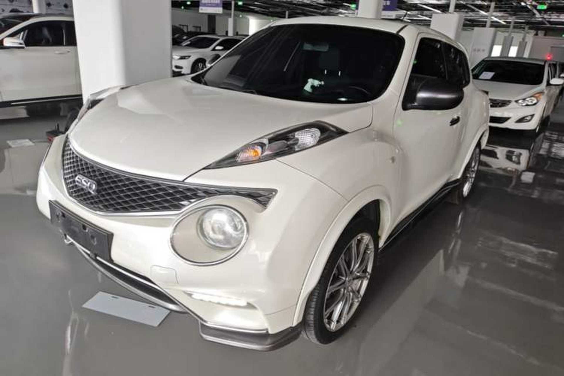 Used Infiniti ESQ 2014 1.6L Spontaneous Edition Front Left 45 Deg