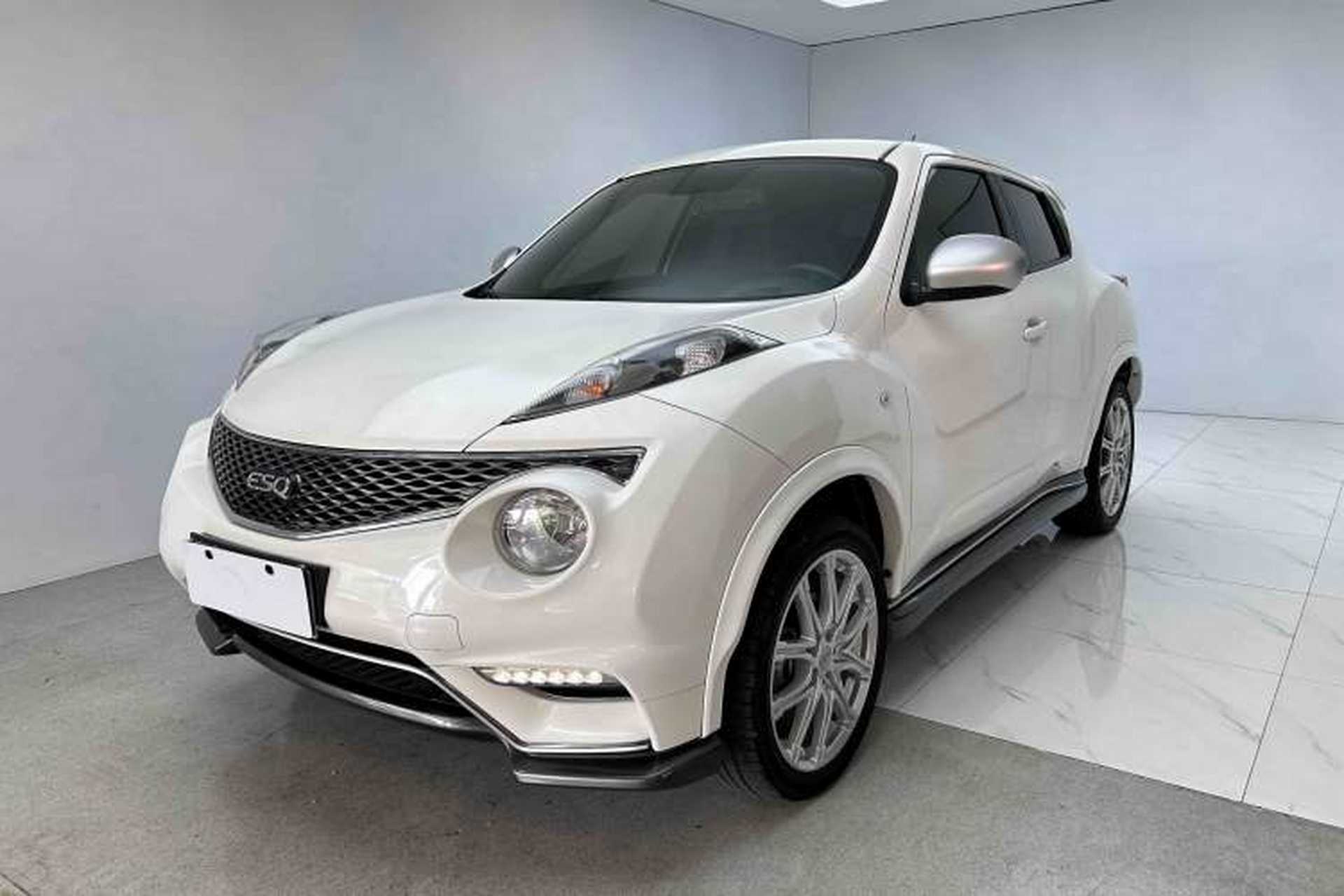 Used Infiniti ESQ 2014 1.6L Spontaneous Edition Front Left 45 Deg