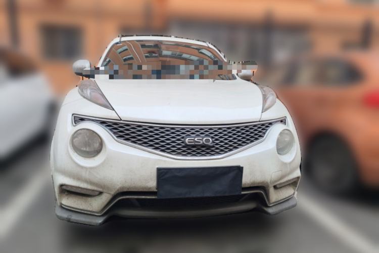 Used Infiniti ESQ 2014 1.6L Spontaneous Edition Front