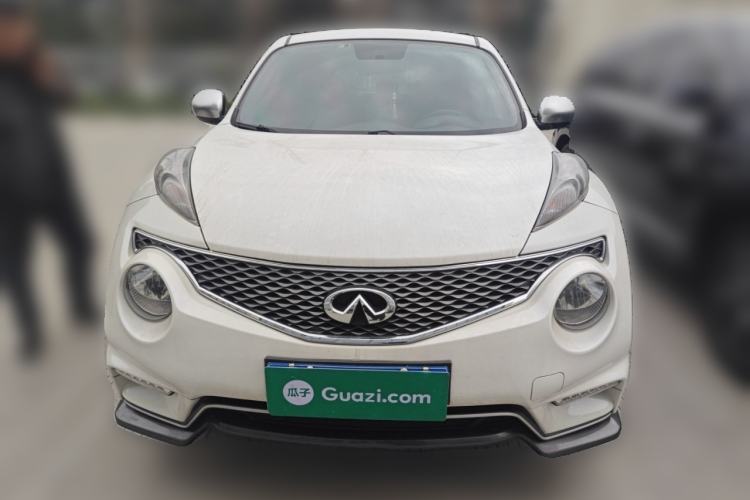 Used Infiniti ESQ 2014 1.6L Spontaneous Edition Front