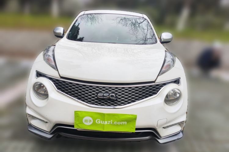 Used Infiniti ESQ 2014 1.6L Spontaneous Edition Front