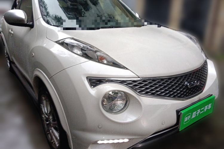 Used Infiniti ESQ 2014 1.6L Spontaneous Edition Front Right 45 Deg