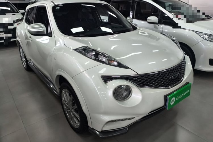 Used Infiniti ESQ 2014 1.6L Spontaneous Edition Front Right 45 Deg