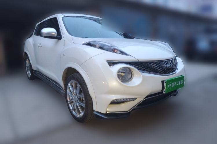 Used Infiniti ESQ 2014 1.6L Spontaneous Edition Front Right 45 Deg