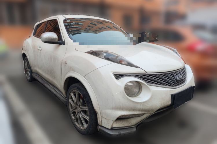 Used Infiniti ESQ 2014 1.6L Spontaneous Edition Front Right 45 Deg