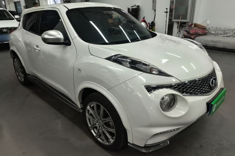 Used Infiniti ESQ 2014 1.6L Spontaneous Edition Front Right 45 Deg