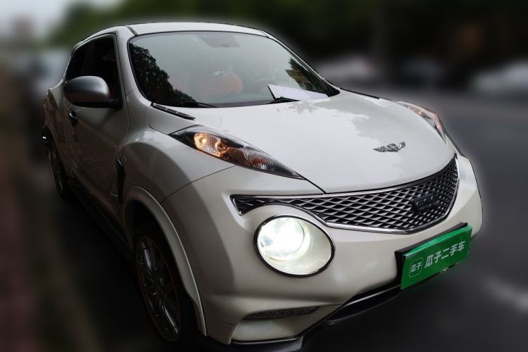 Used Infiniti ESQ 2014 1.6L Spontaneous Edition Front Right 45 Deg