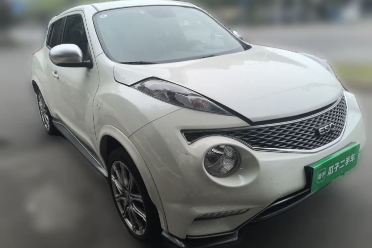 Used Infiniti ESQ 2014 1.6L Spontaneous Edition Front Right 45 Deg
