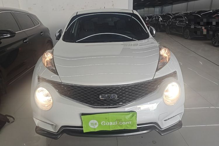 Used Infiniti ESQ 2014 1.6L Spontaneous Edition Front