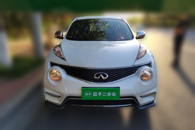 Used Infiniti ESQ 2014 1.6L Spontaneous Edition Front